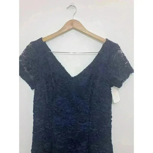 JS COLLECTION Embroidered Soutache Cocktail Sheath Dress Navy Size 4 - Picture 3 of 12